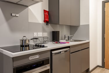 Bronze Plus Studio - Image 5